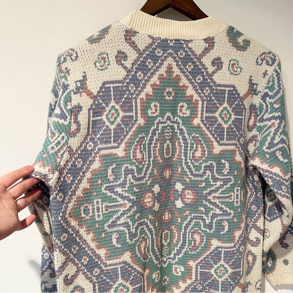 Vintage Jeric Knitwear Crew Neck Paisley Geometric Pattern Sweater - Picture 5 of 9